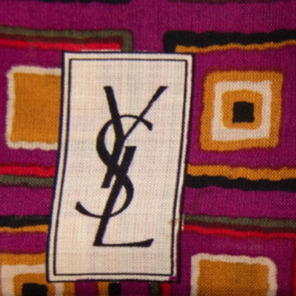 Yves Saint Laurent - YSL - Wool/Silk Shawl - 54" x 54" - Picture 2 of 2